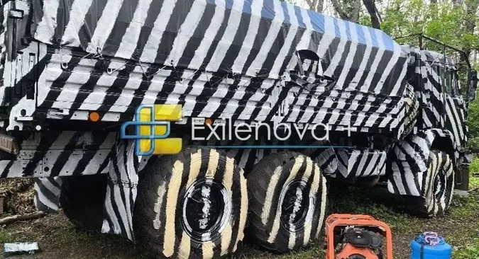 Росіяни почали фарбувати техніку «під зебру»: що замислили окупанти (фото)