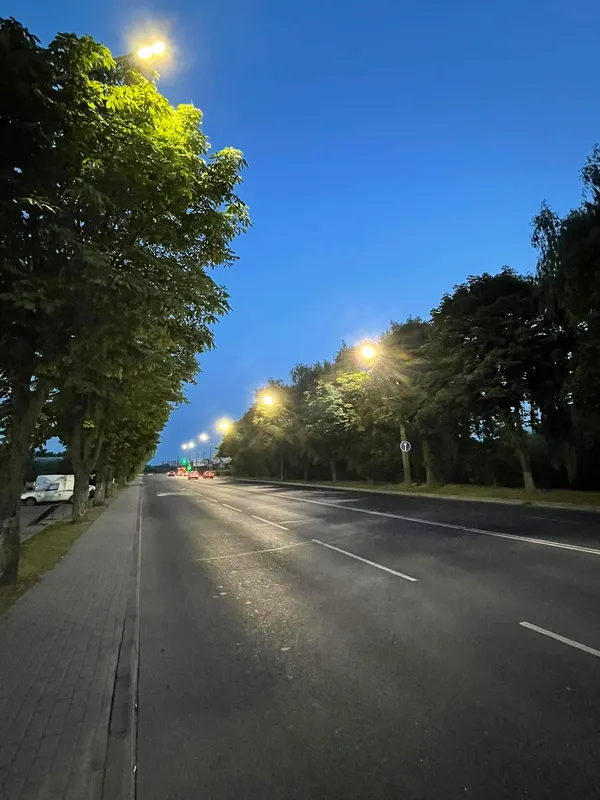 На Набережній в Луцьку облаштували LED-освітлення (фото, відео)