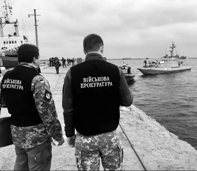 Пошкодили прибори і вкрали унітаз: показали кораблі, повернені Росією (фото)