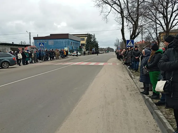 Волиняни зустріли загиблого Героя Віктора Сіжука (фото)