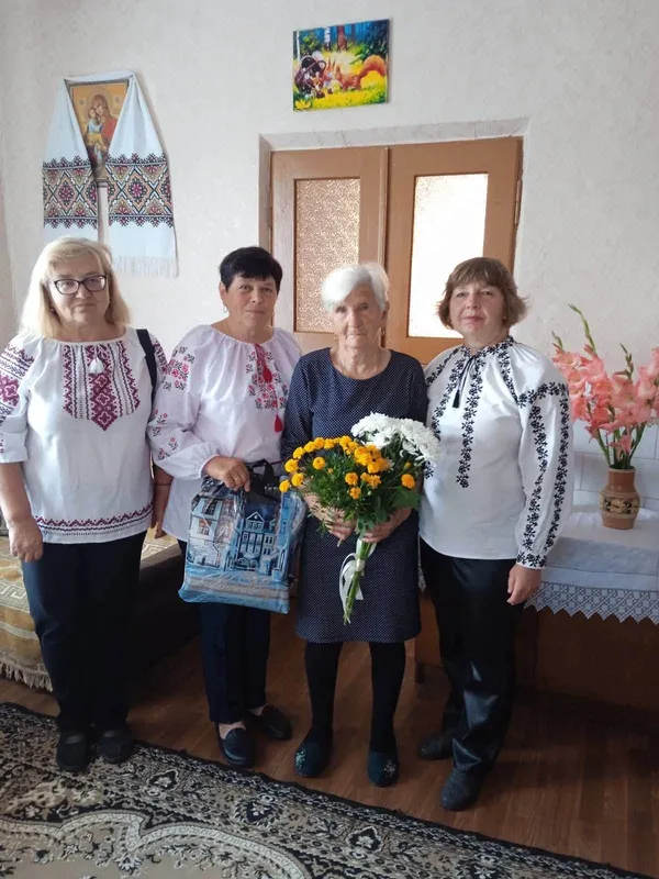 Мати-героїня та бабуся 24 правнуків: довгожителька з Волині відзначила 90-річний ювілей (фото)