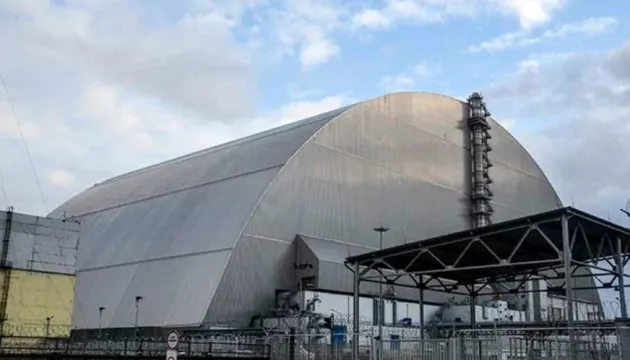 Чайники, кавоварки, ложки: росіяни розграбували ЧАЕС і готель поряд