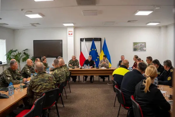 На «Ягодині» обговорили роботу кордону під час російських атак: Україна та Польща готують спільний план (фото)