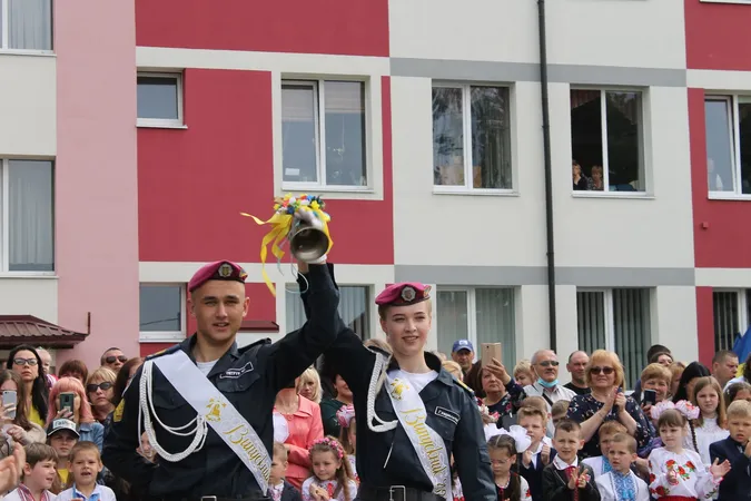 Останній дзвоник: як святкували на Волині (фото)