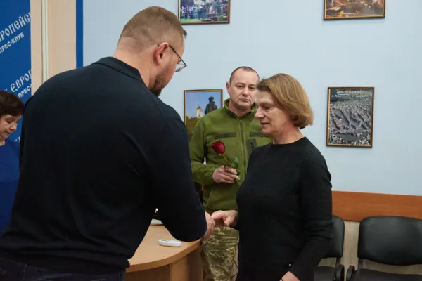 У Луцьку родинам загиблих військовослужбовців вручили нагороди (фото)