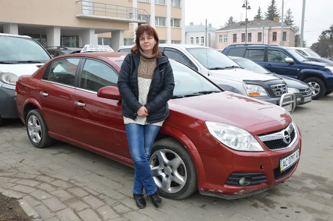 (Не)жіноча справа: луцька таксистка Катерина Двінських
