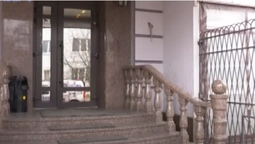 У луцькому барі відвідувач відгамселив жінку: вона – в лікарні (відео)
