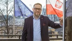 Після рішення щодо УПА експосол Польщі відмовився від української відзнаки