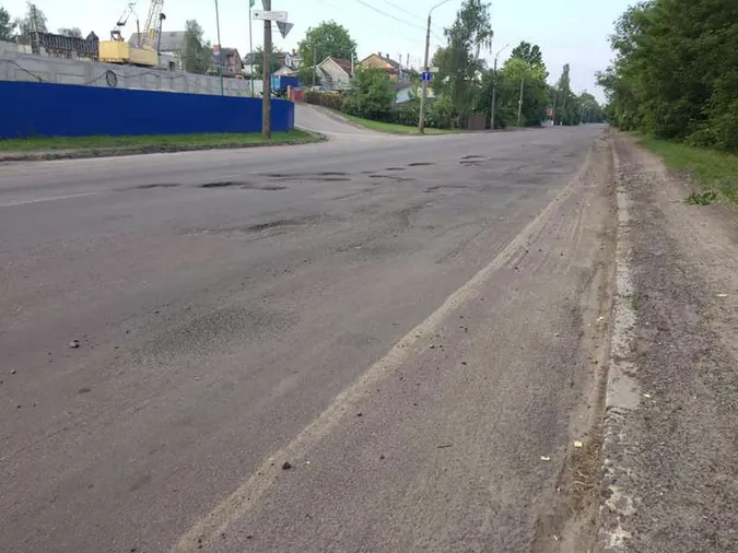 Комунальники відповіли, коли почнуть ремонт Набережної