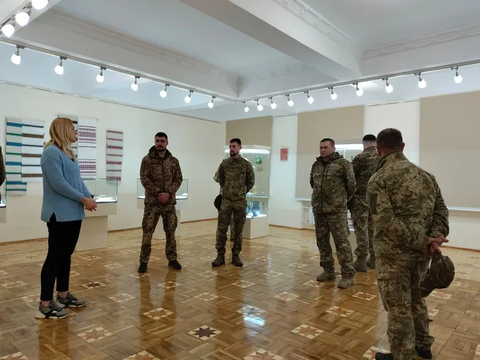 Як оборонці Бахмута відновлювали сили у Луцьку (фото)