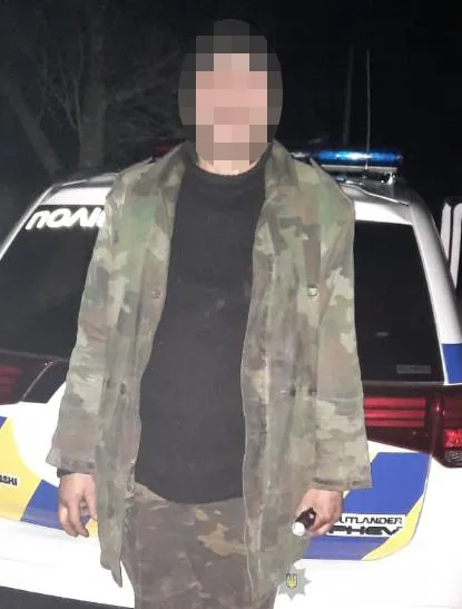 У Ковелі під час застілля гість накинувся на іншого з ножем