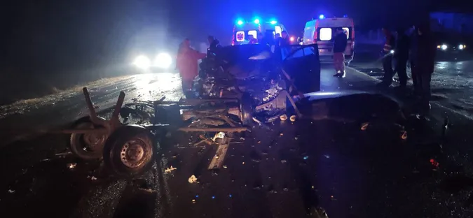 П'ять постраждалих пасажирів, двоє загиблих коней – подробиці ДТП у Рівному (фото)