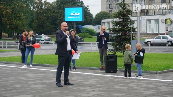 Понад 600 маленьких лучан долучилися до встановлення рекорду України