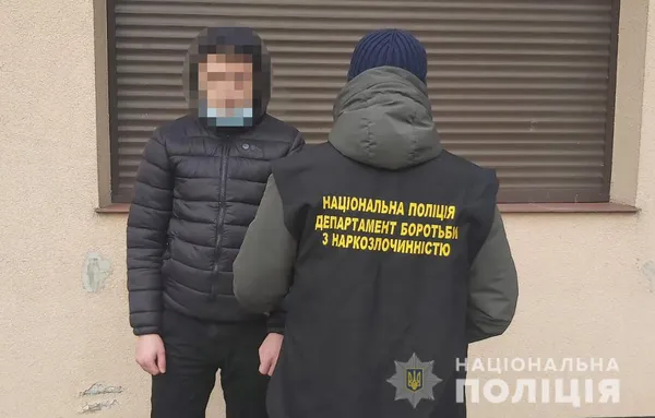 Правоохоронці затримали двох волинян із психотропами (фото, відео)