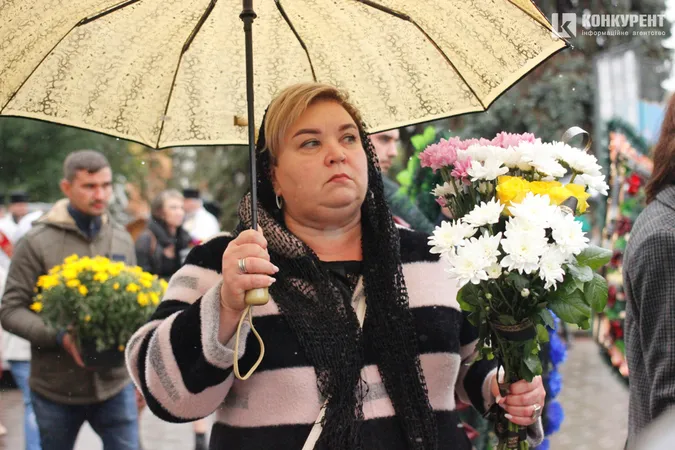 У Луцьку попрощалися із загиблими захисниками Ігорем Бохонюком і Романом Волошкіним (відео)