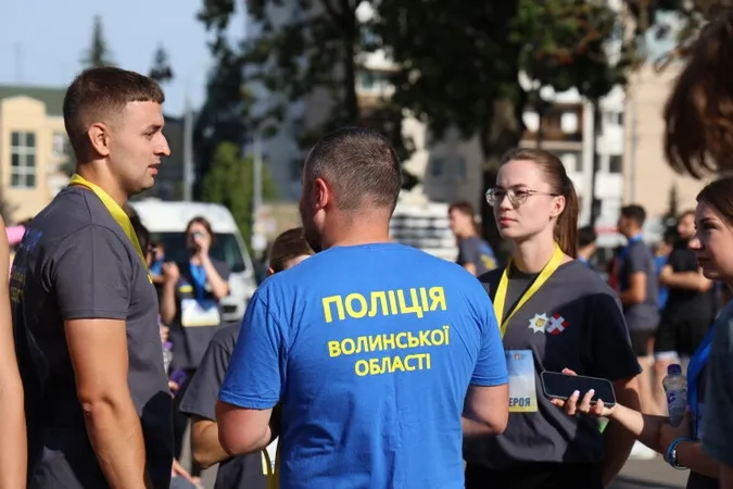 У Луцьку сотні людей бігли в пам’ять про Героїв України (фото)
