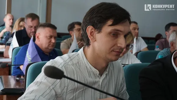«Ми створюємо конфлікт»: у Луцькраді посперечалися через виплати за знищене обстрілом житло