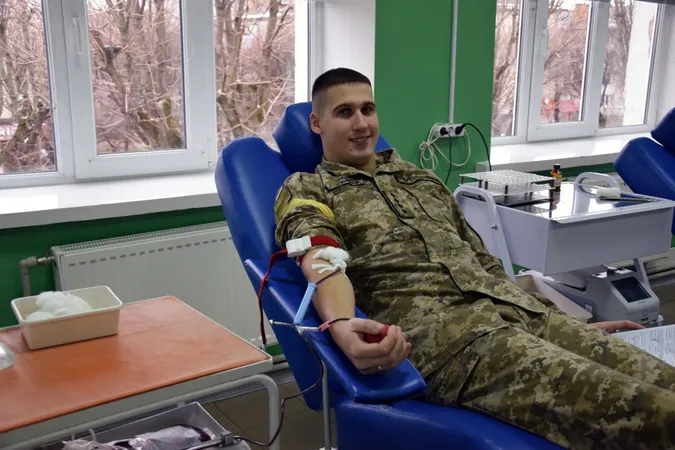 У Луцьку понад 40 прикордонників здали кров для поранених побратимів (фото)