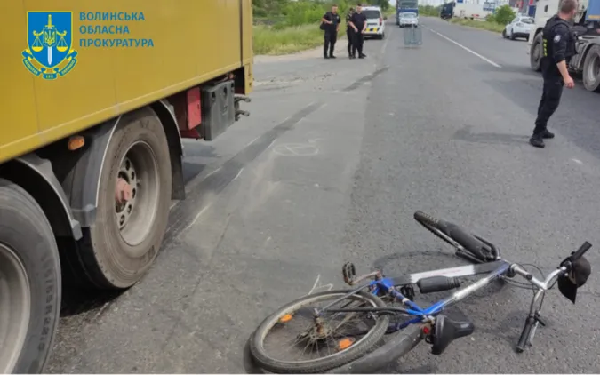 Велосипедист помер від травм: на Волині судять водія фури (фото)