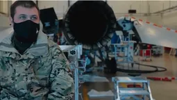 Зеленський показав тренування українських пілотів на F-16 (відео)