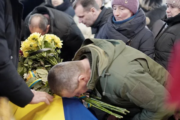 Загинув на Куп'янському напрямку: на Волині попрощалися з Романом Люлькою (фото)