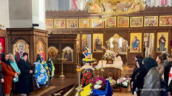 У Нововолинську попрощалися із 40-річним захисником Миколою Клецем (фото)