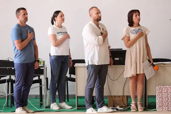 У Луцьку на турнірі з художньої гімнастики зібрали 20 тисяч гривень на лікування дітей (фото)