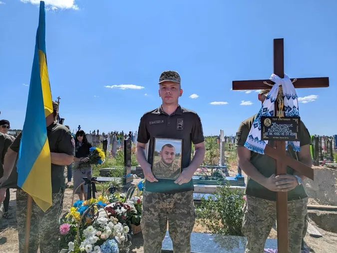 На Волині попрощалися із 30-річним Героєм Віталієм Ксьондзиком (фото)