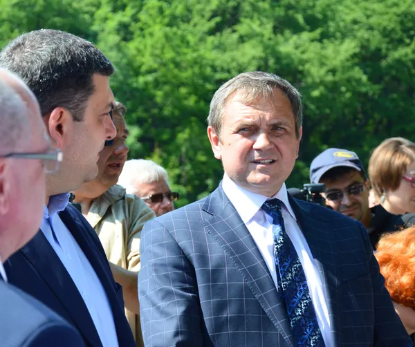 Як Гройсман волинських «дорожників» на «детектор брехні» відправляв (фоторепортаж)