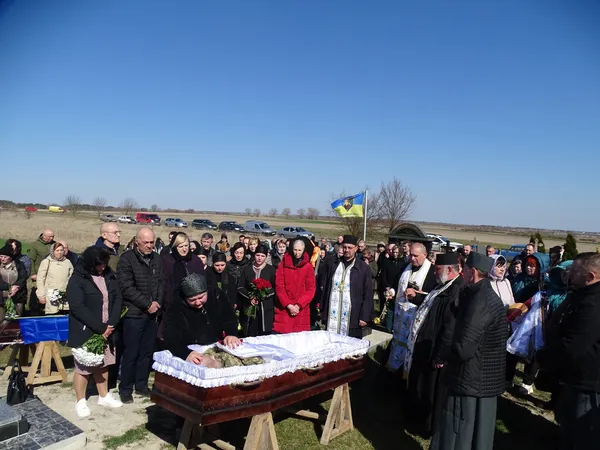 На Волині попрощалися із Героєм Андрієм Цюрою (фото)