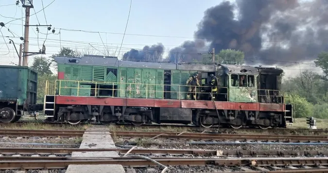 На Дніпропетровщині росія ударила по залізниці – машиніст поранений