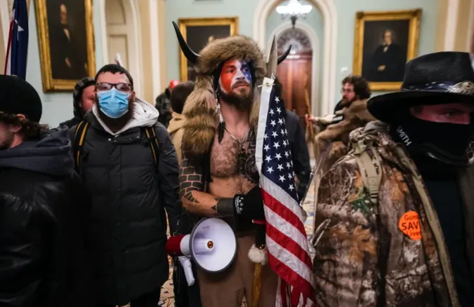 Як фанати Трампа штурмували Капітолій у США (фото, відео)