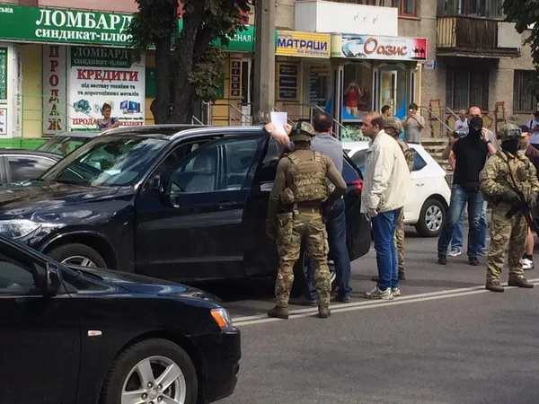 У Луцьку СБУ затримала керівника «Варти порядку» Олександра Тиводара (фото, відео)