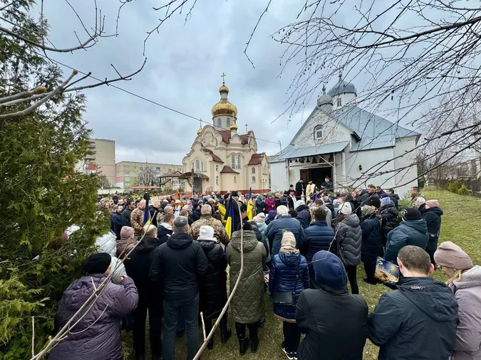 На Волині попрощалися із загиблим воїном Максимом Бірюковим