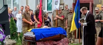 Понад пів року вважався зниклим: на Волині попрощалися з воїном В’ячеславом Мотикою (фото)