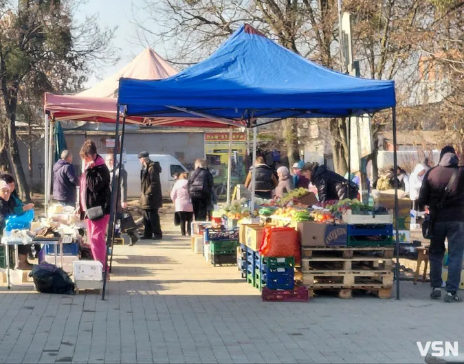 Ціни на овочі у Луцьку: що змінилося після здорожчання пального (фото)