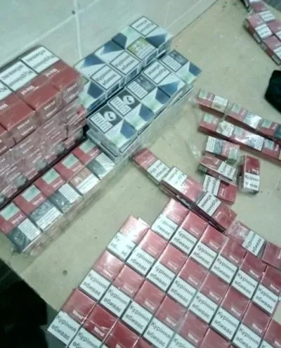 Через контрабанду цигарок у волинянина забрали автомобіль