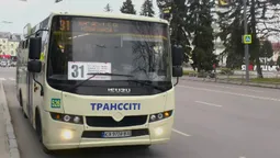 Попік ногу у маршрутці: у Луцьку нарікають на перевізника