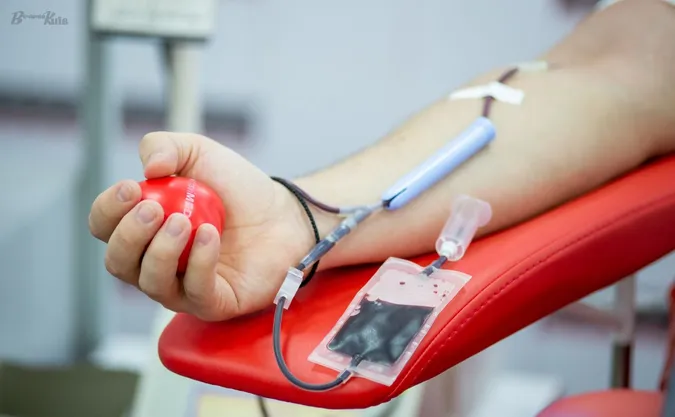Кожна донація рятує до трьох життів: яких груп крові бракує на Волині цього тижня