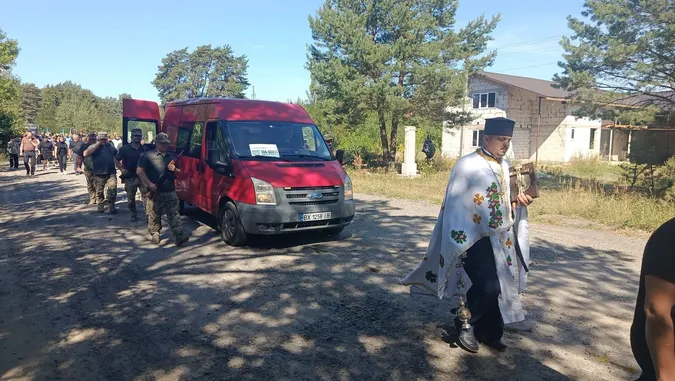 На Волині в останню путь провели Захисника Василя Мотринчука (фото)