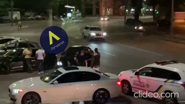 У центрі луцька п'яний на BMW влаштував дрифт і втікав від поліції (фото, відео)