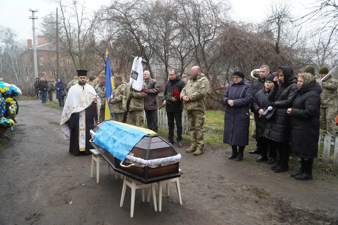 У Володимирі попрощалися із загиблим захисником Олександром Мазурком (фото)