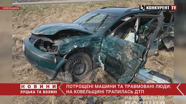 На трасі «Ковель-Ягодин» зіткнулися Citroen та Volkswagen: є постраждалі (фото, відео)