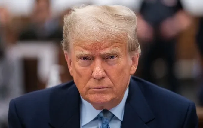 Мадуро з дружиною захоплені та вивезені з країни, – Трамп