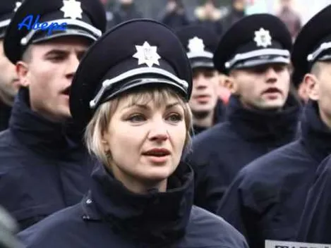 Луцька поліцейська заперечує власне звільнення через «пиятику»