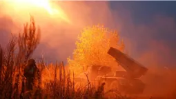 Зазнімкували «танець вогню» від воїнів «князівської» бригади (фото)