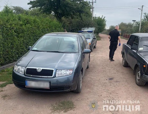 У волинянина з-під хати угнали автомобіль (фото, відео)