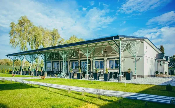 «Розкішна розкіш»: у Володимирі продають ресторан за майже 26 млн (фото)