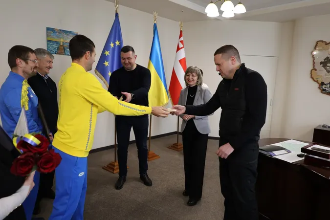 Їхні імена вже вписані в історію світового спорту: у Луцьку відзначили двох дефлімпійців