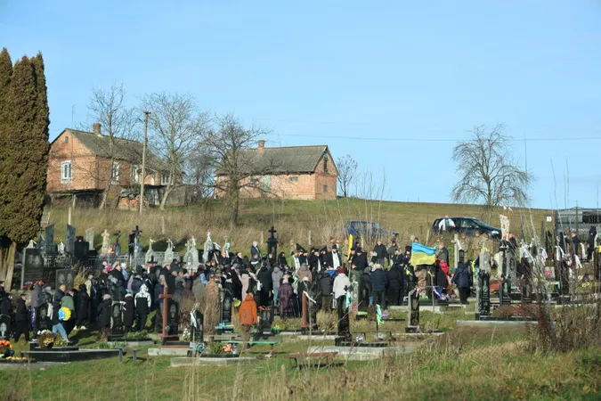 На Волині в останню дорогу провели захисника Георгія Гайдая (фото)